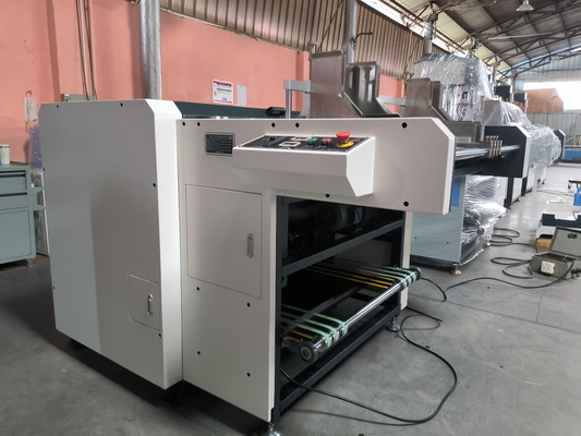 Máy nghiêng V tự động - Giải pháp cuối cùng cho nghiêng bìa hiệu quả trong chế tạo hộp cứng.