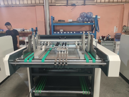 Độ chính xác cao Kích thước rãnh tối thiểu 600mm Máy CNC tiết kiệm năng lượng, Độ chính xác rãnh ± 0,1mm & Kích thước 2050 * 1520 * 1400mm