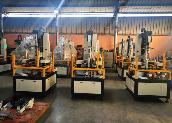 Máy làm hộp cứng bán tự động để sản xuất hộp giấy