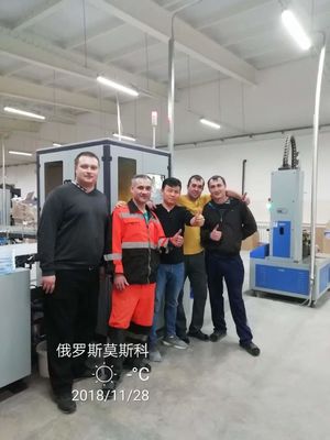 Máy tạo hình hộp cứng 2,5kw các tông 26 chiếc / phút cho điện thoại di động