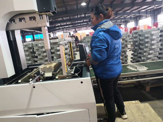 Thiết lập Máy gói hộp và hộp đồ trang sức làm mahchine với Cài đặt tự động 22 chiếc / phút