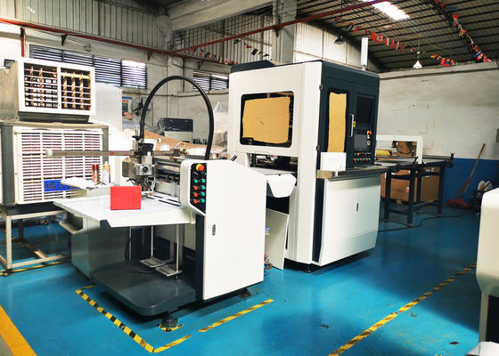 Máy làm hộp đóng gói có nắp riêng biệt với tốc độ 15-35 chiếc mỗi phút và để làm hộp cứng