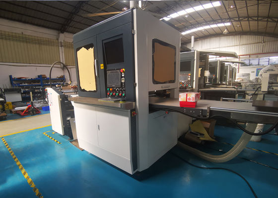 Máy dán giấy quà tặng ISO9001 Dán định vị hộp cho hộp cứng