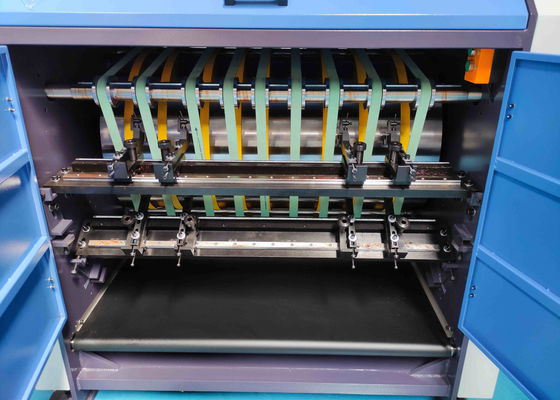 Hệ thống điều chỉnh tốc độ cao tự động Grey Board Cardboard Density Board Slotting Machine