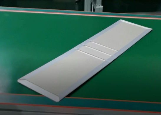 Máy gấp hộp cứng Máy làm vỏ điện thoại di động hoàn toàn tự động